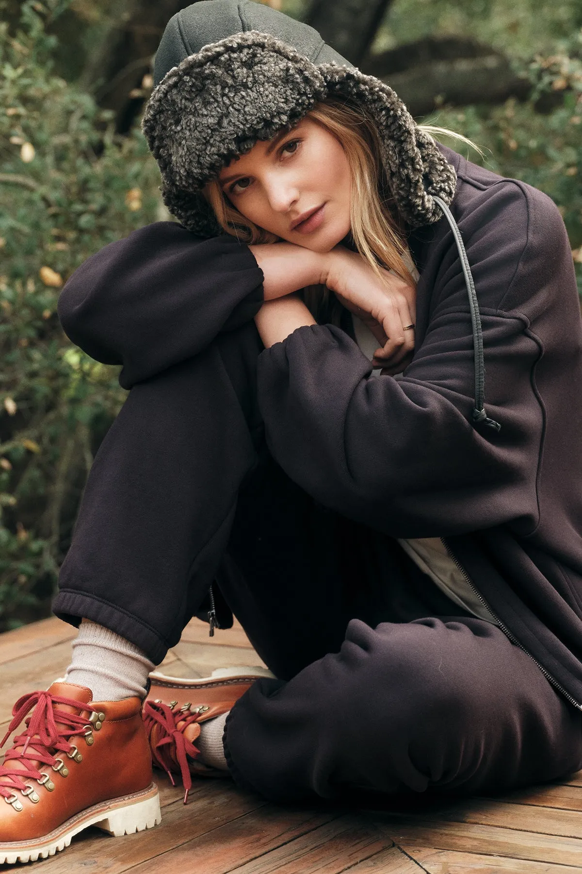 GENEVIEVE ZIP-UP SWEATSHIRT