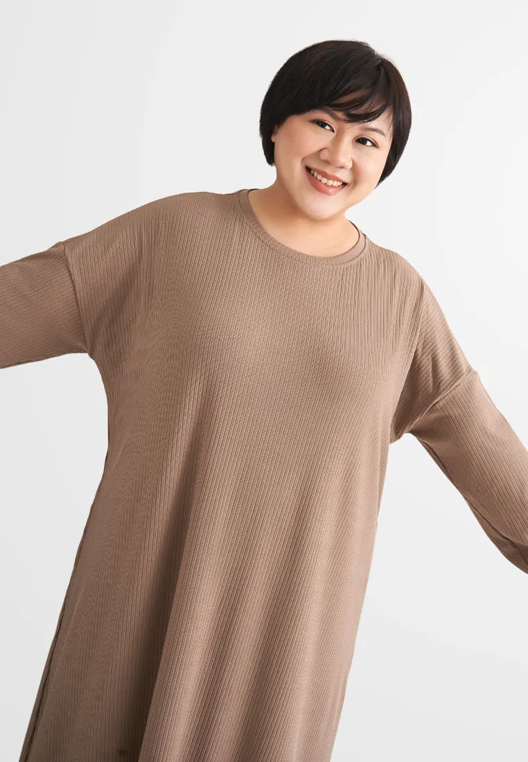 Johanna Relax Ribbed Quarantine Petite Plus Jubah Dress - Coco Brown