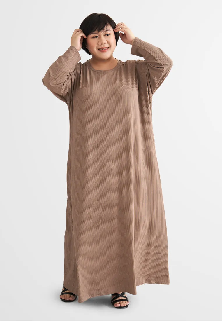 Johanna Relax Ribbed Quarantine Petite Plus Jubah Dress - Coco Brown