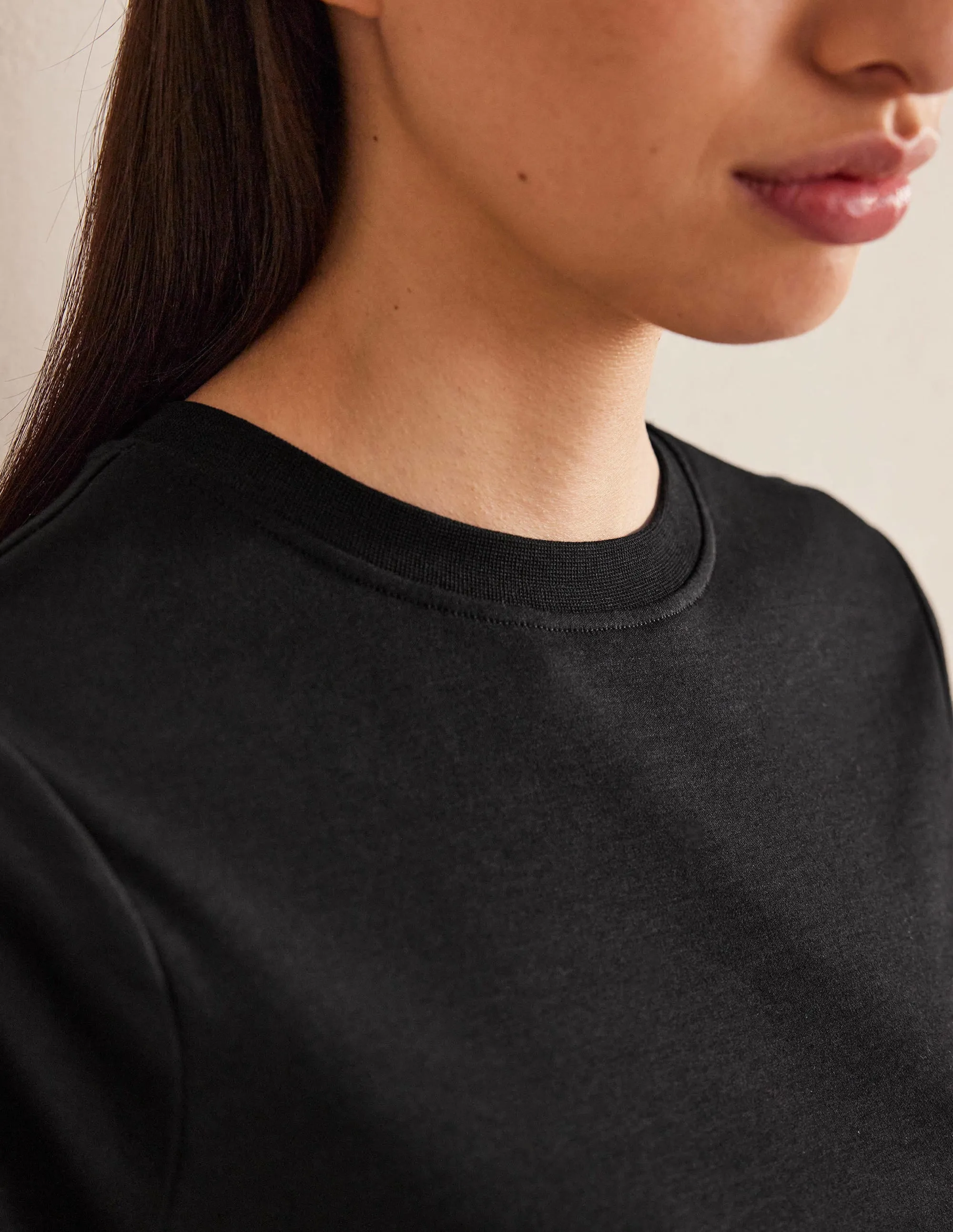 Perfect Cotton Cropped T-Shirt-Black