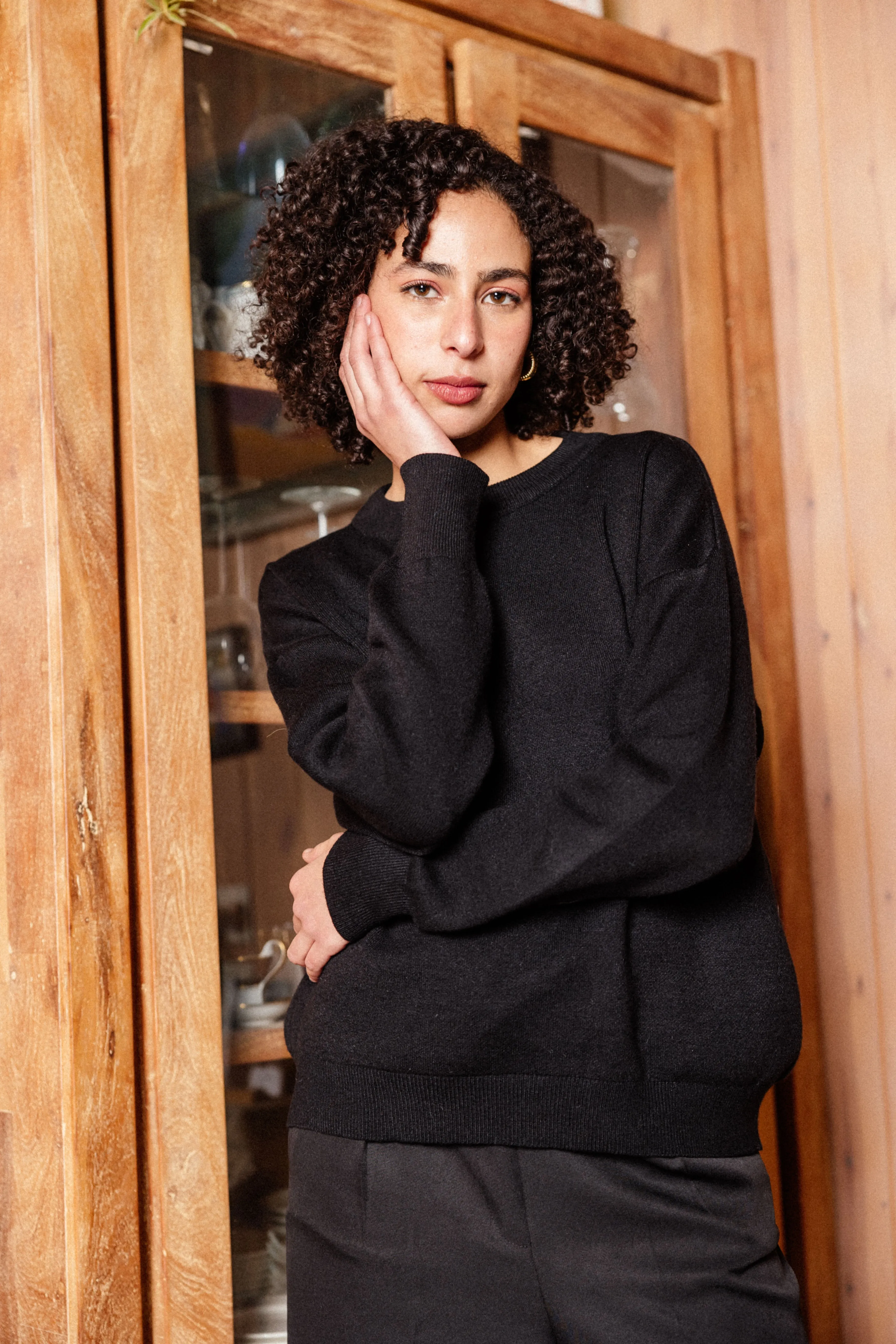 SOFT PLAIN KNIT SWEATER BLACK