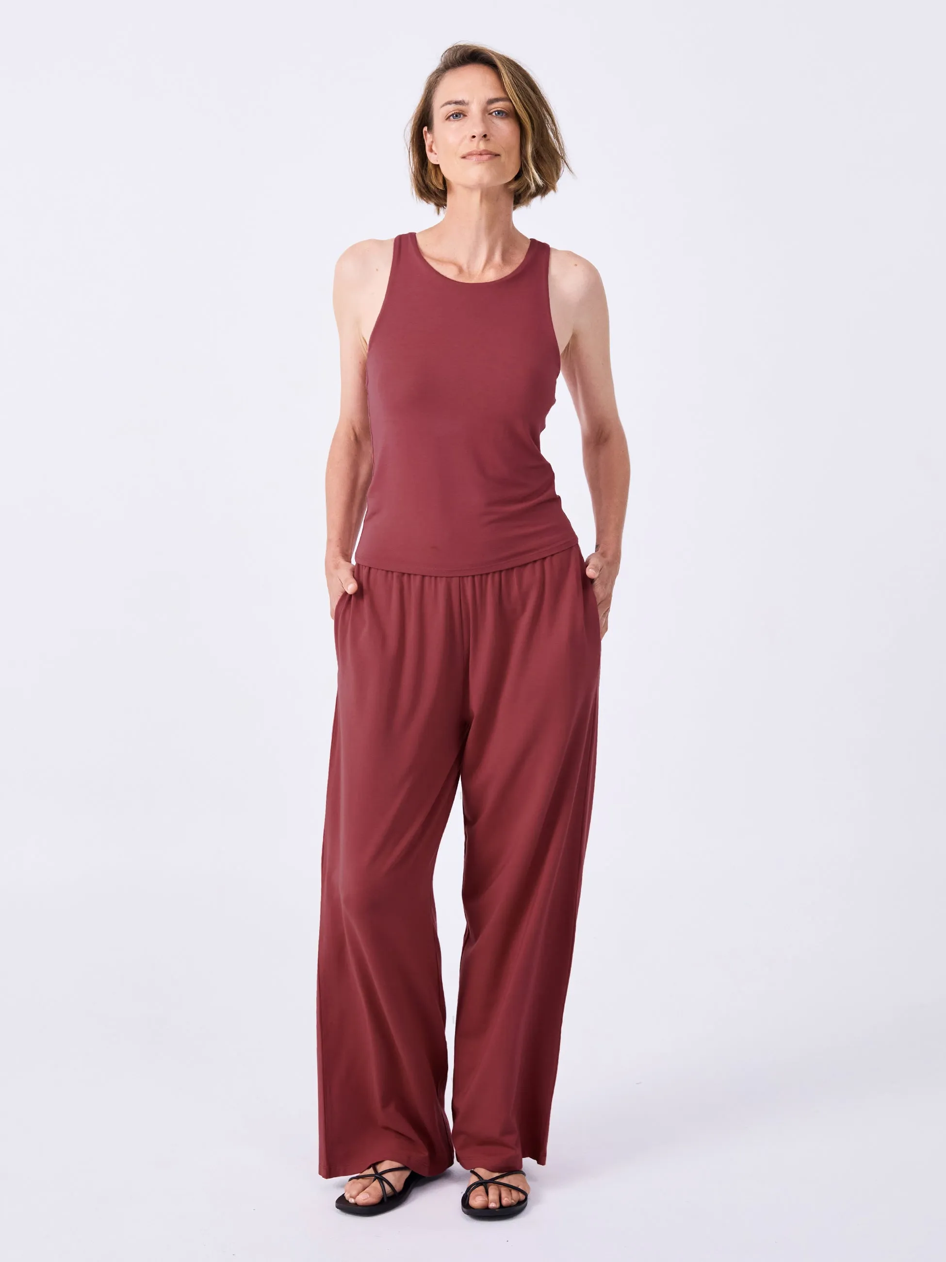 Sully Tank - Earth Red
