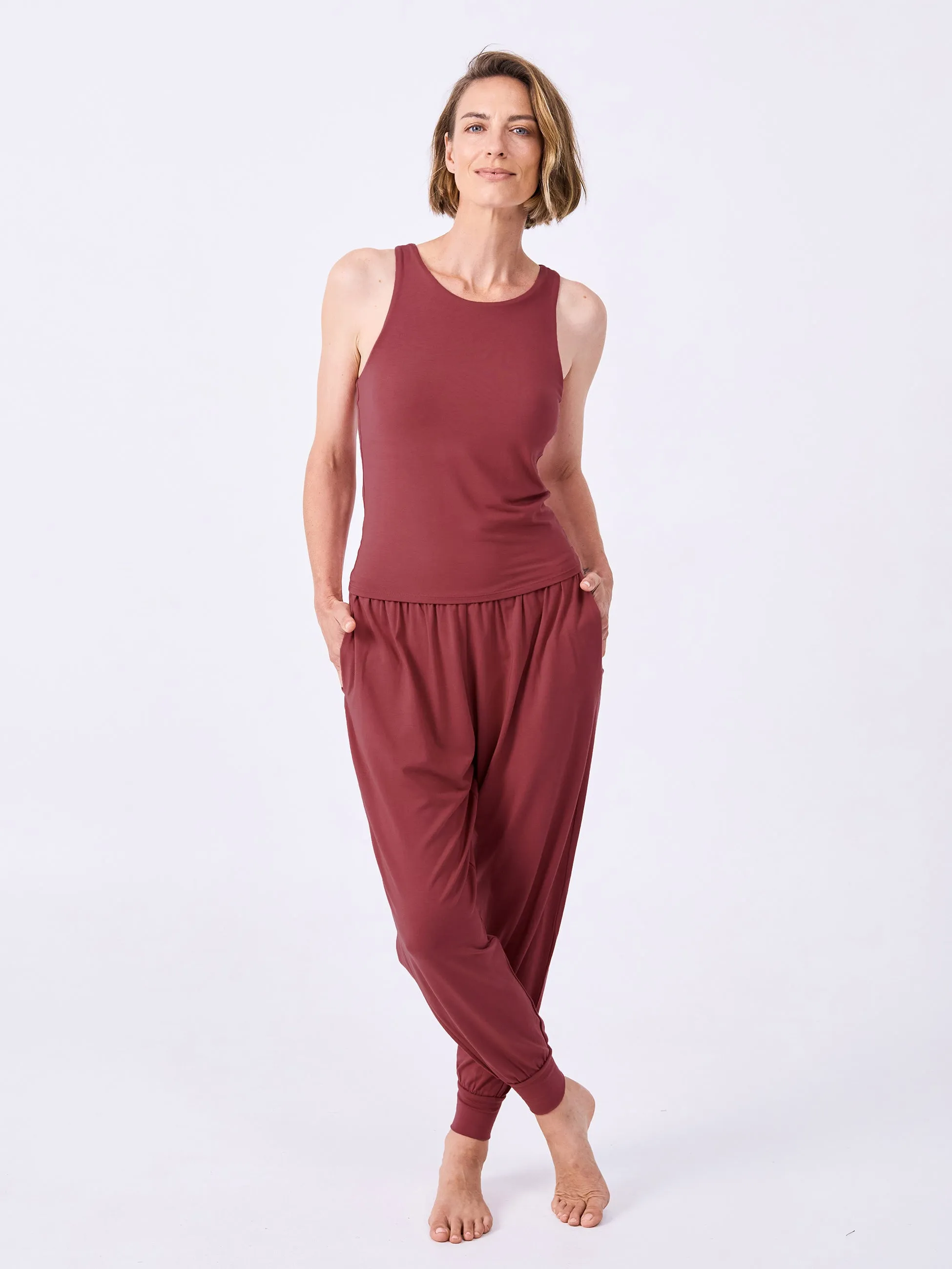 Sully Tank - Earth Red