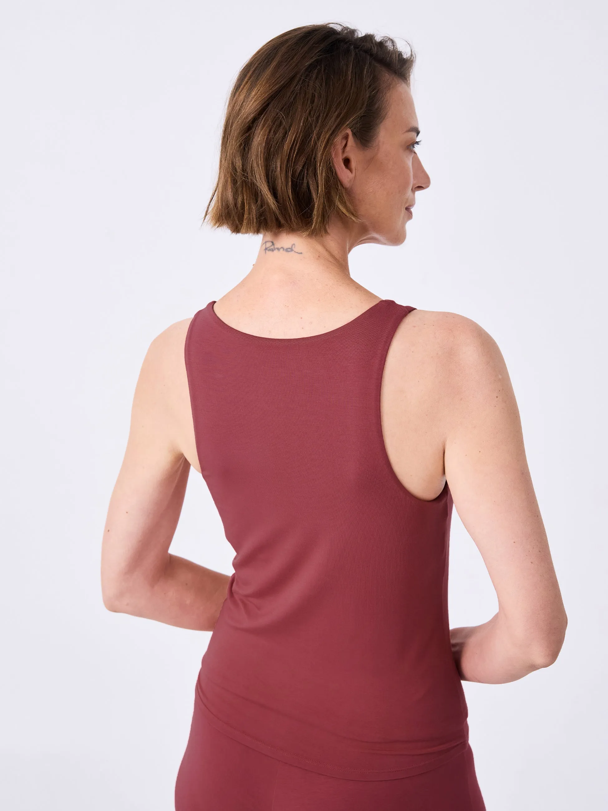 Sully Tank - Earth Red