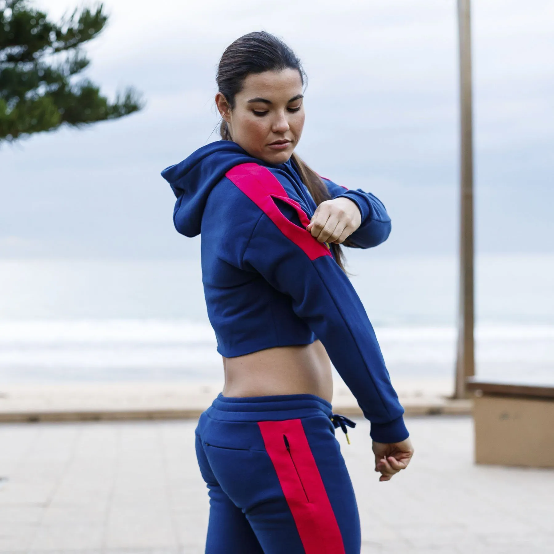 The WOD Life - Women's Wanderer Cropped Hoodie - INDIGO/CERISE